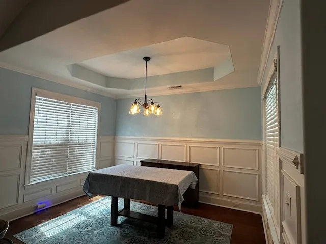 Dining room renovation by Dawson's Quality Home Services
